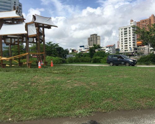 台南草皮鋪設, 台南草皮種植, 台南割草, 台南除草, 台南校園除草, 台南代客除草, 台南除(割)草作業